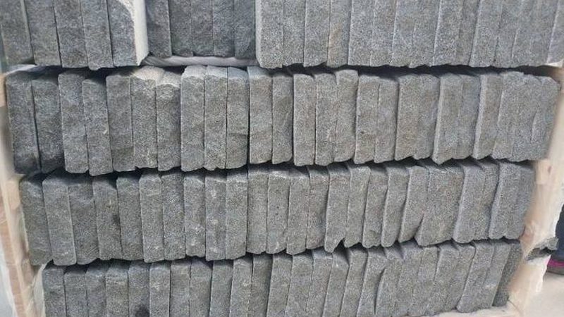 花岗岩与大理石：材质之别，应用之异